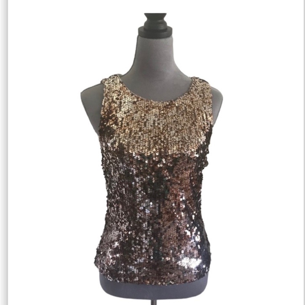 NWT Forever 21 taupe and silver sequin tank top. Size M
